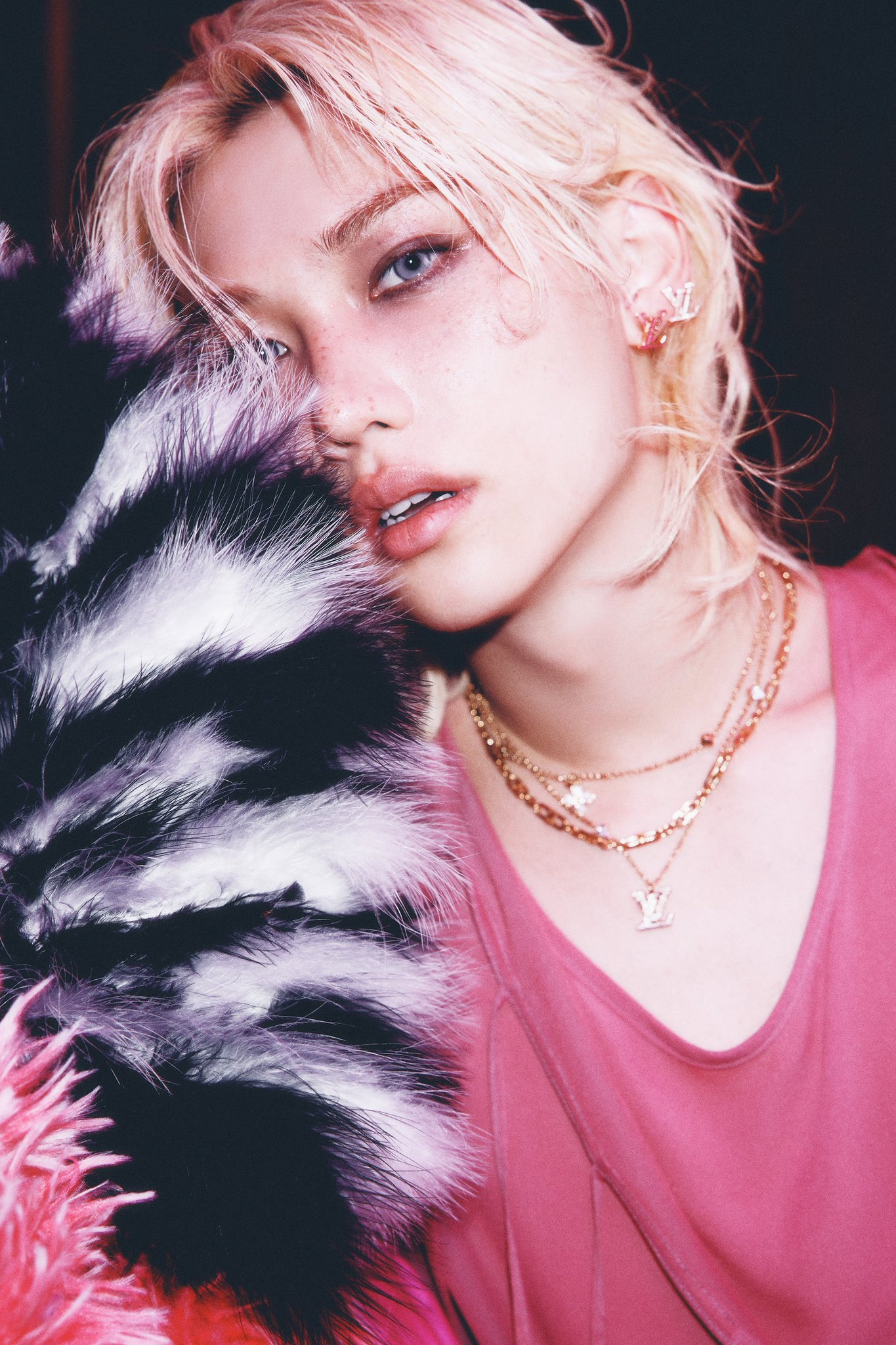 Latest photo of Felix (Stray Kids)