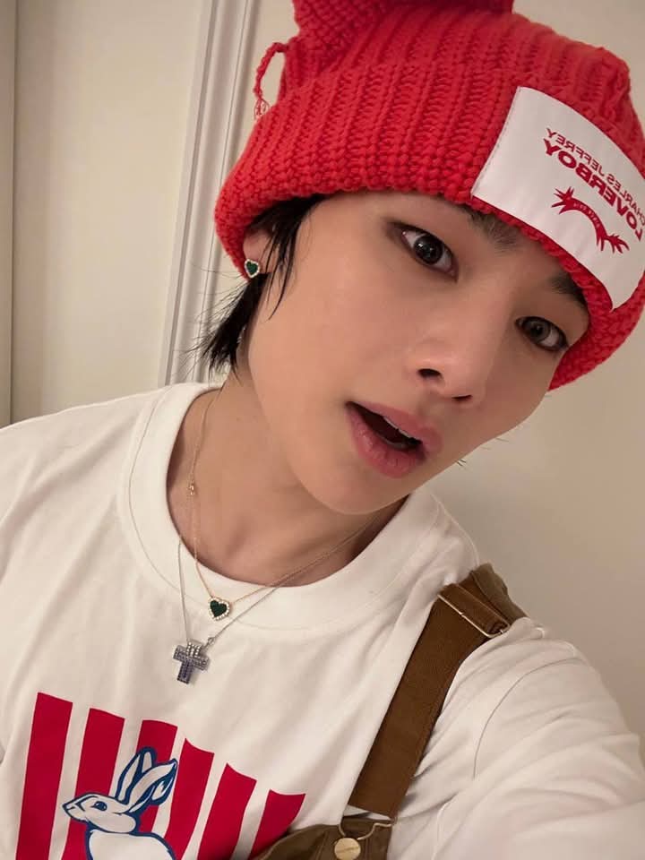 Behind-the-scenes cut of I.N (Stray Kids)