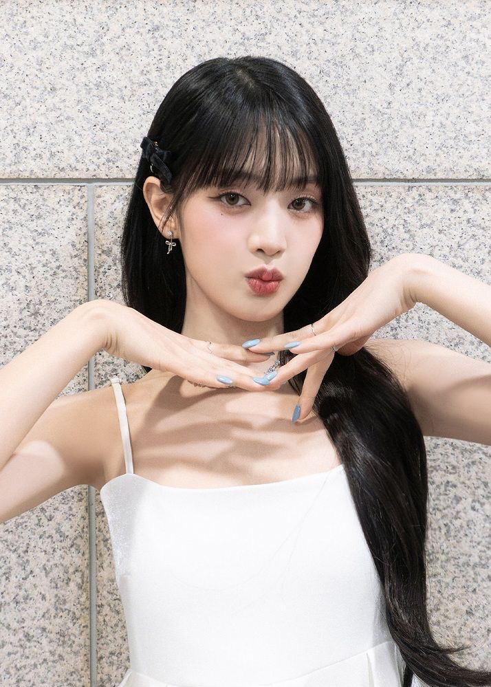 Latest photo of Minnie ((G)I-DLE)