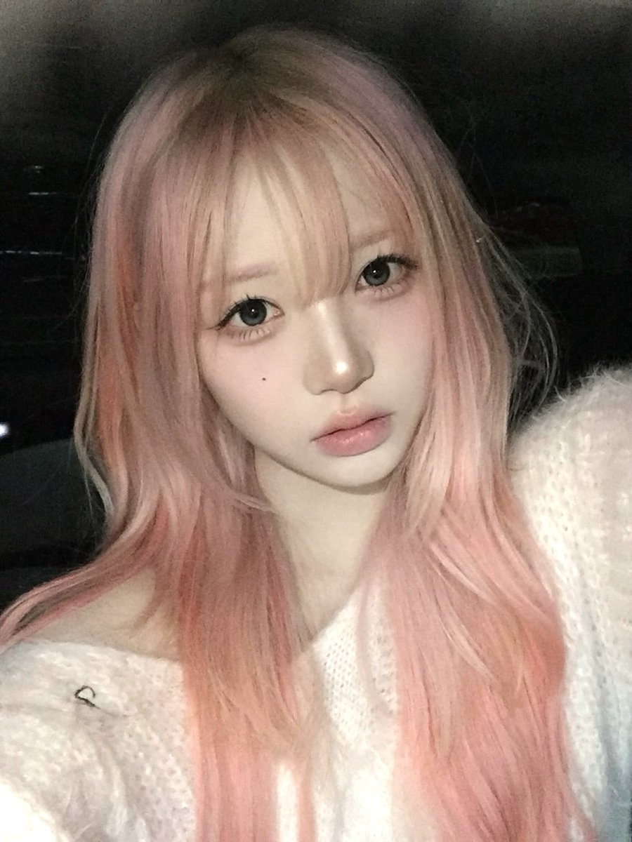 Recent activity shot of tripleS