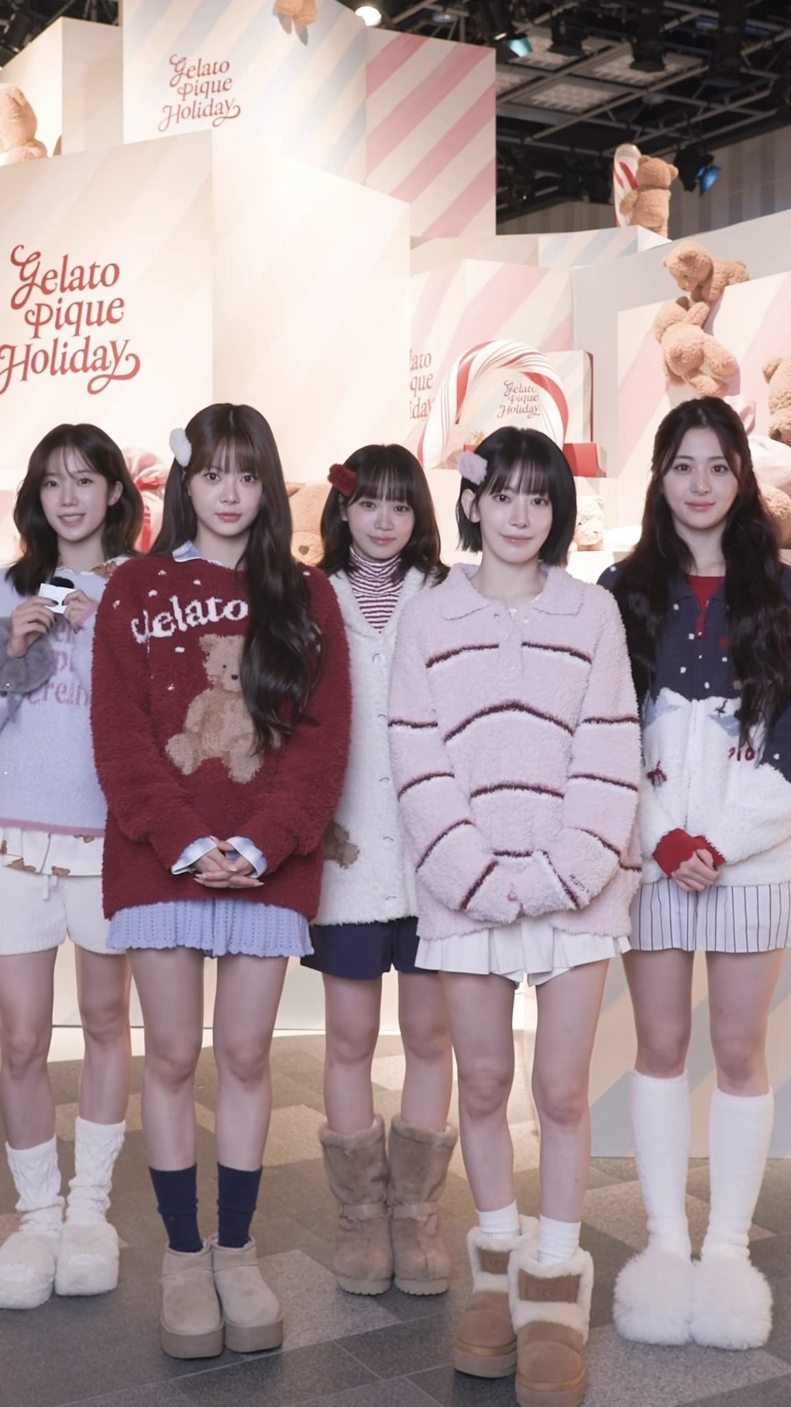 Latest photo of Kim Chaewon (LE SSERAFIM)