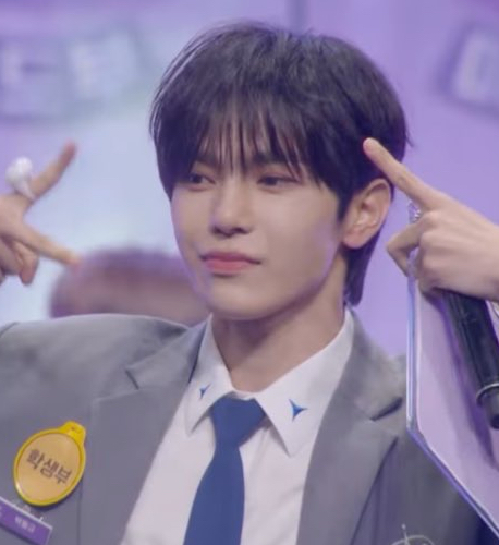 Behind-the-scenes cut of Park Donggyu
