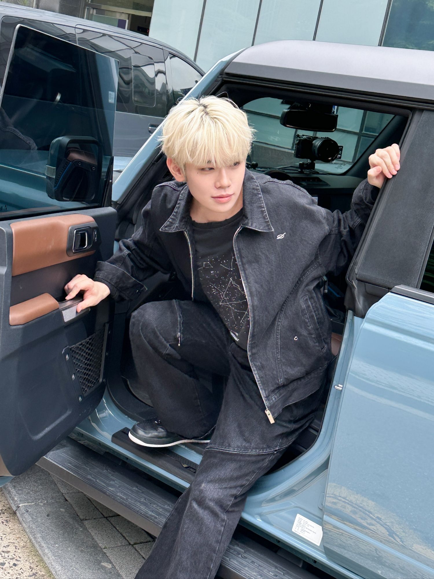 Latest photo of Kim Taerae (ZEROBASEONE)