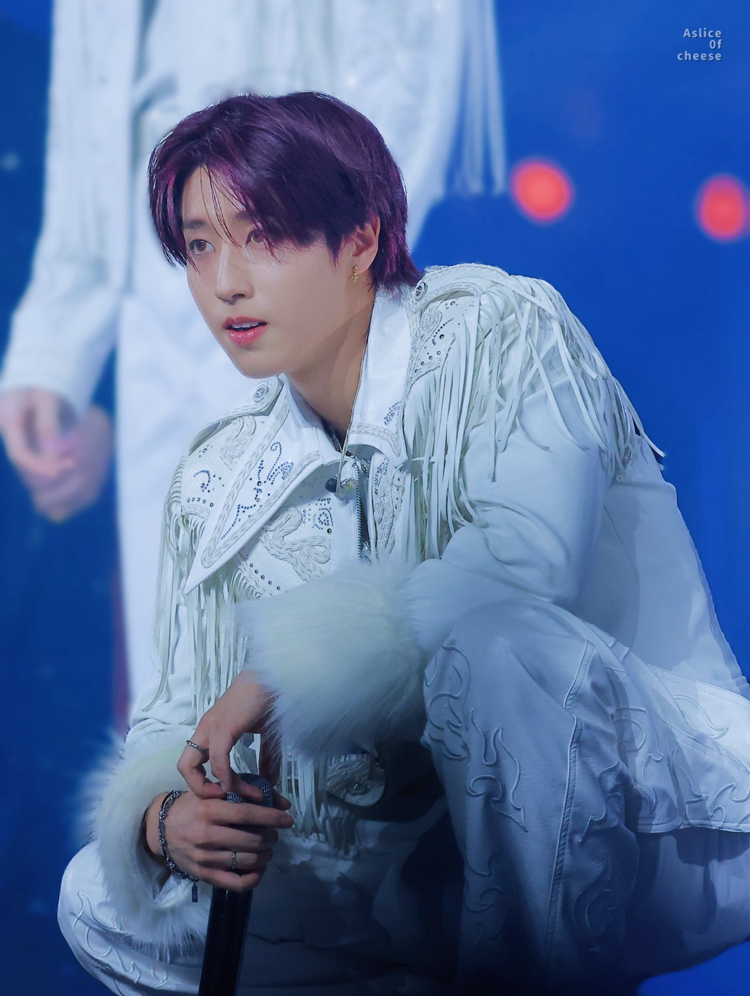 Latest photo of HAN (Stray Kids)