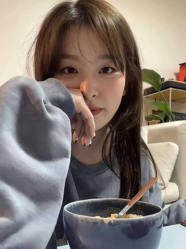 涩琪 (Red Velvet)的幕后花絮