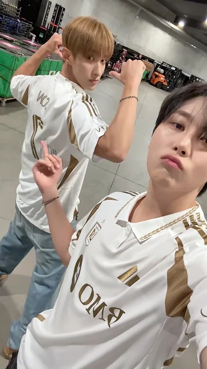 Momen yang diabadikan oleh penggemar SEVENTEEN