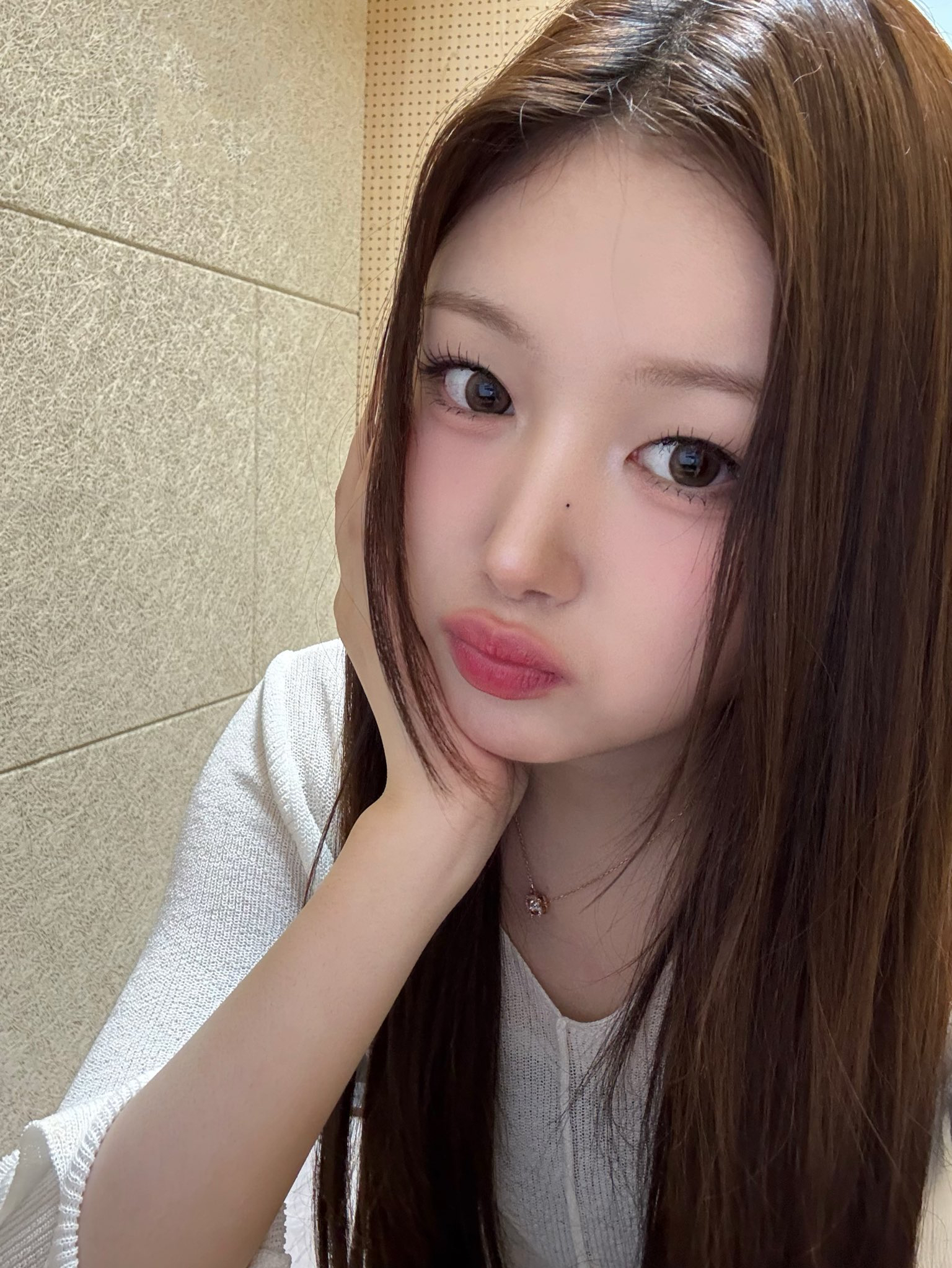Latest photo of Joobin (tripleS)