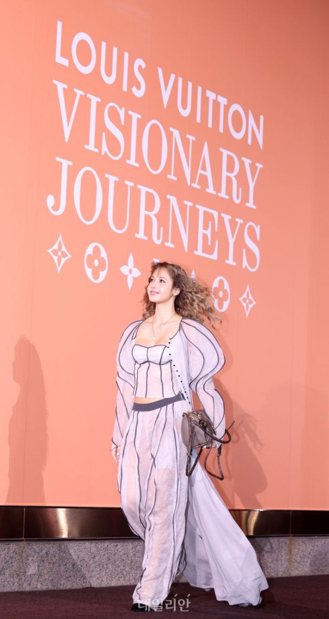 Lisa (BLACKPINK)的最新活動照片