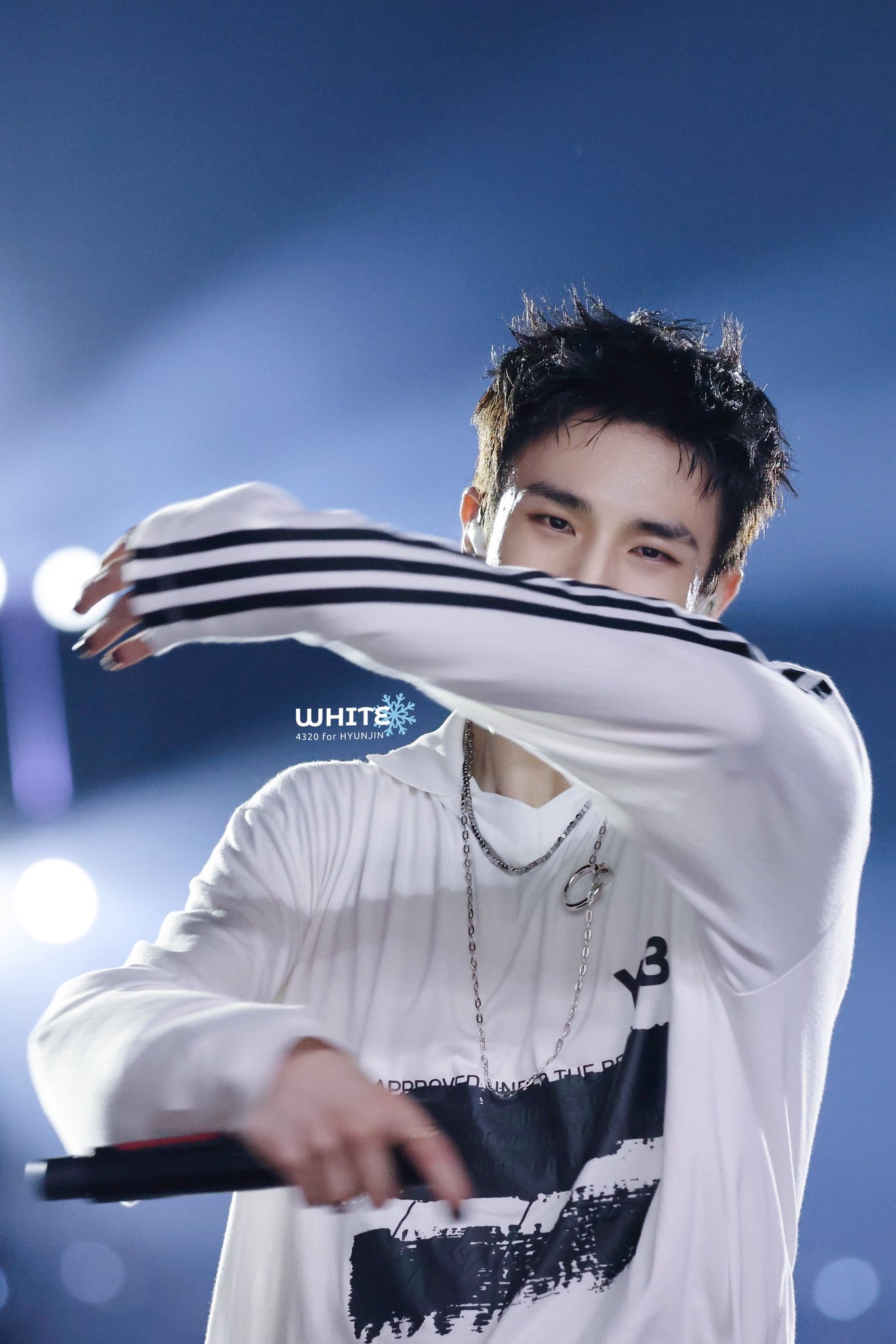 Recent activity shot of Hyunjin (Stray Kids)