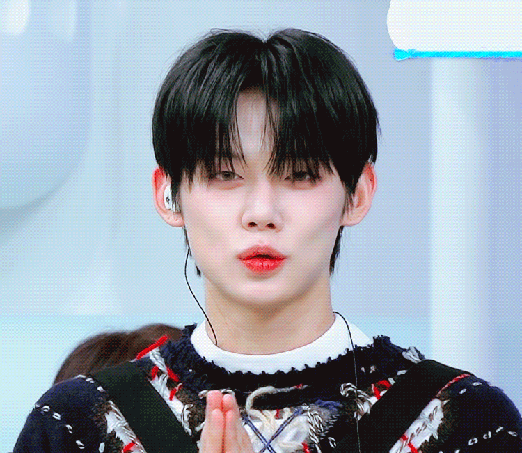 Recent activity shot of Yeonjun (TOMORROW X TOGETHER)