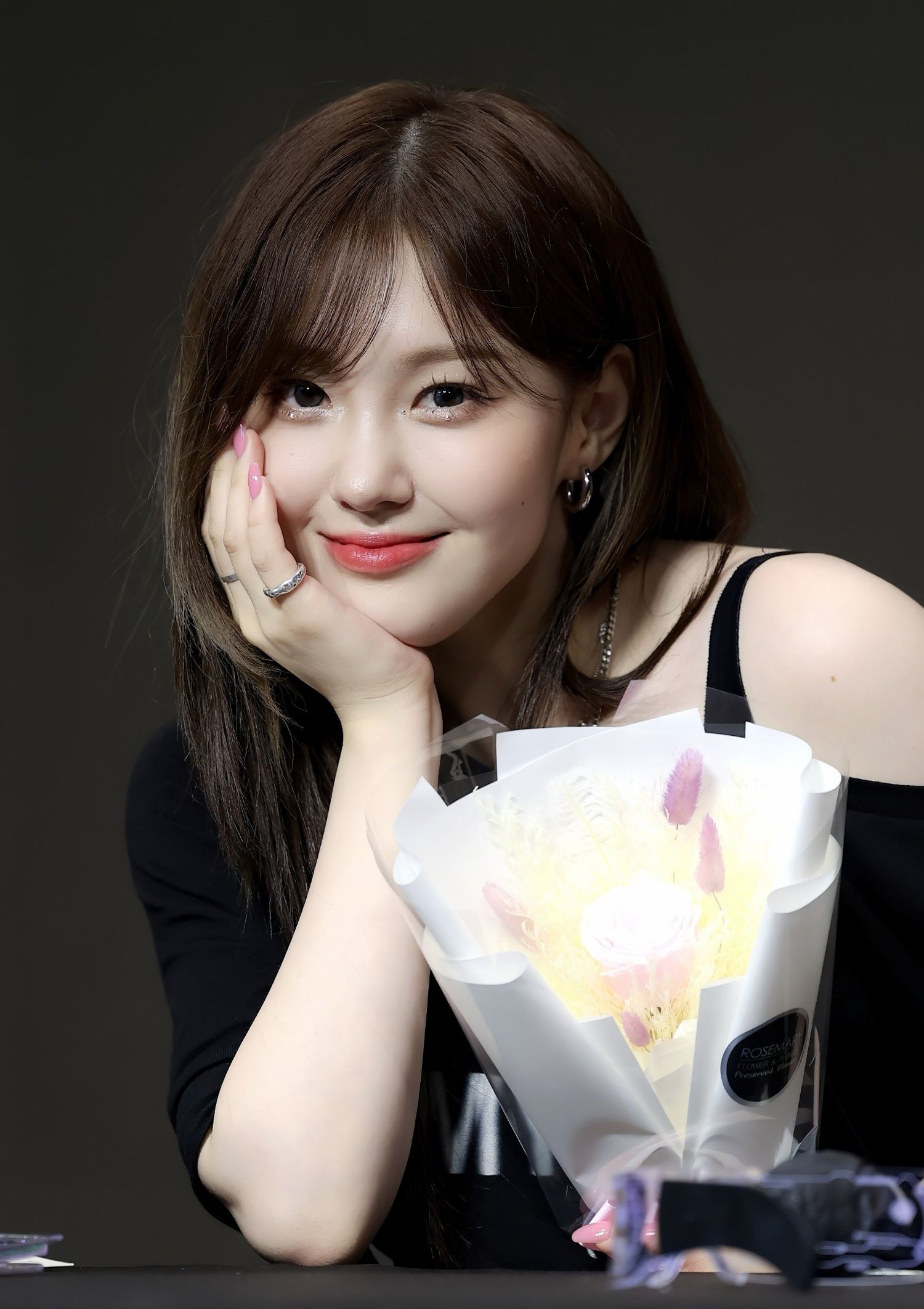 Latest photo of Kim Chaehyun (Kep1er)