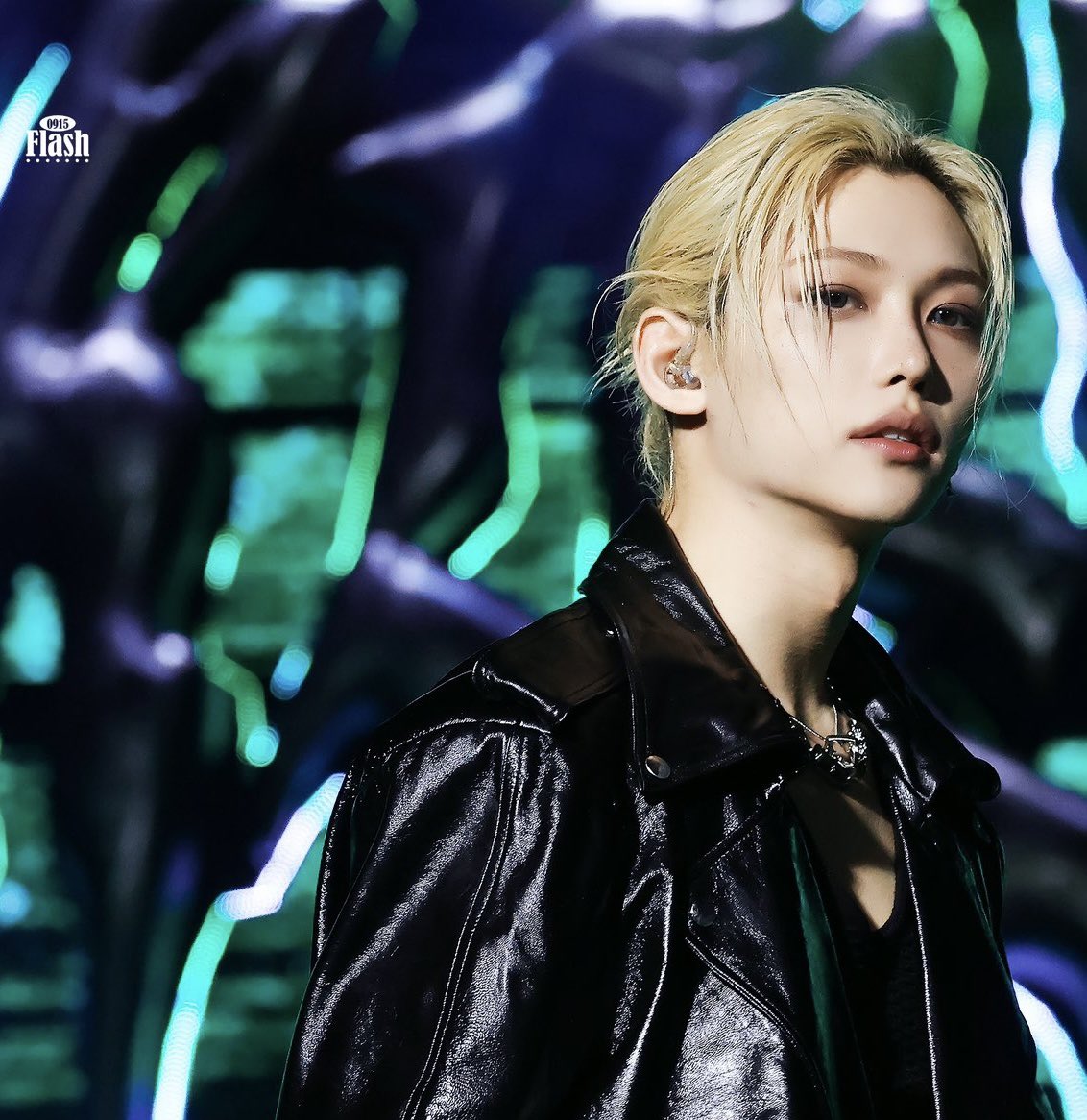 Latest photo of Felix (Stray Kids)