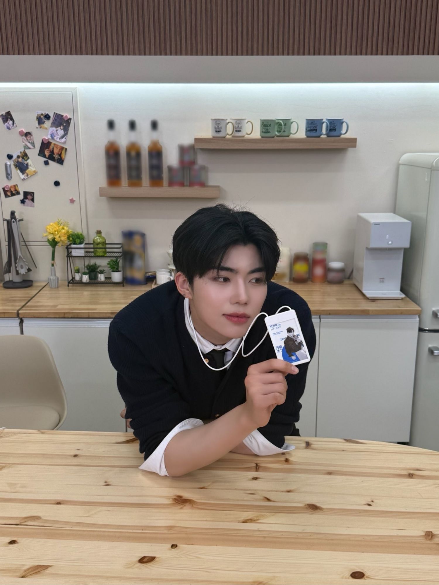 A moment captured by Park Gunwook (ZEROBASEONE)'s fan