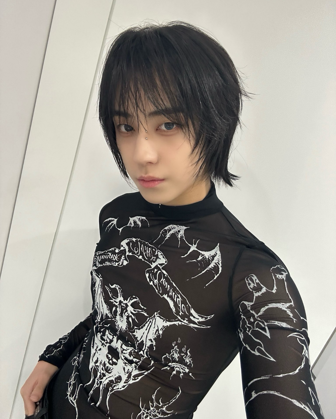 Behind-the-scenes cut of Taki (&TEAM)