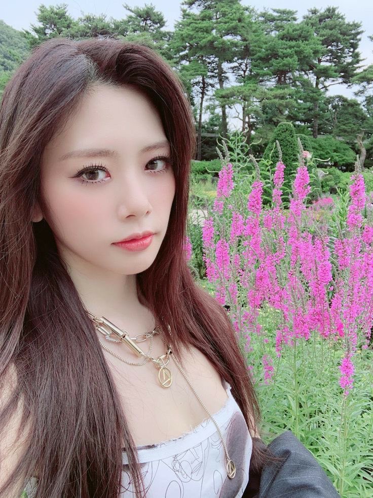 Behind-the-scenes cut of JI U (DREAMCATCHER)