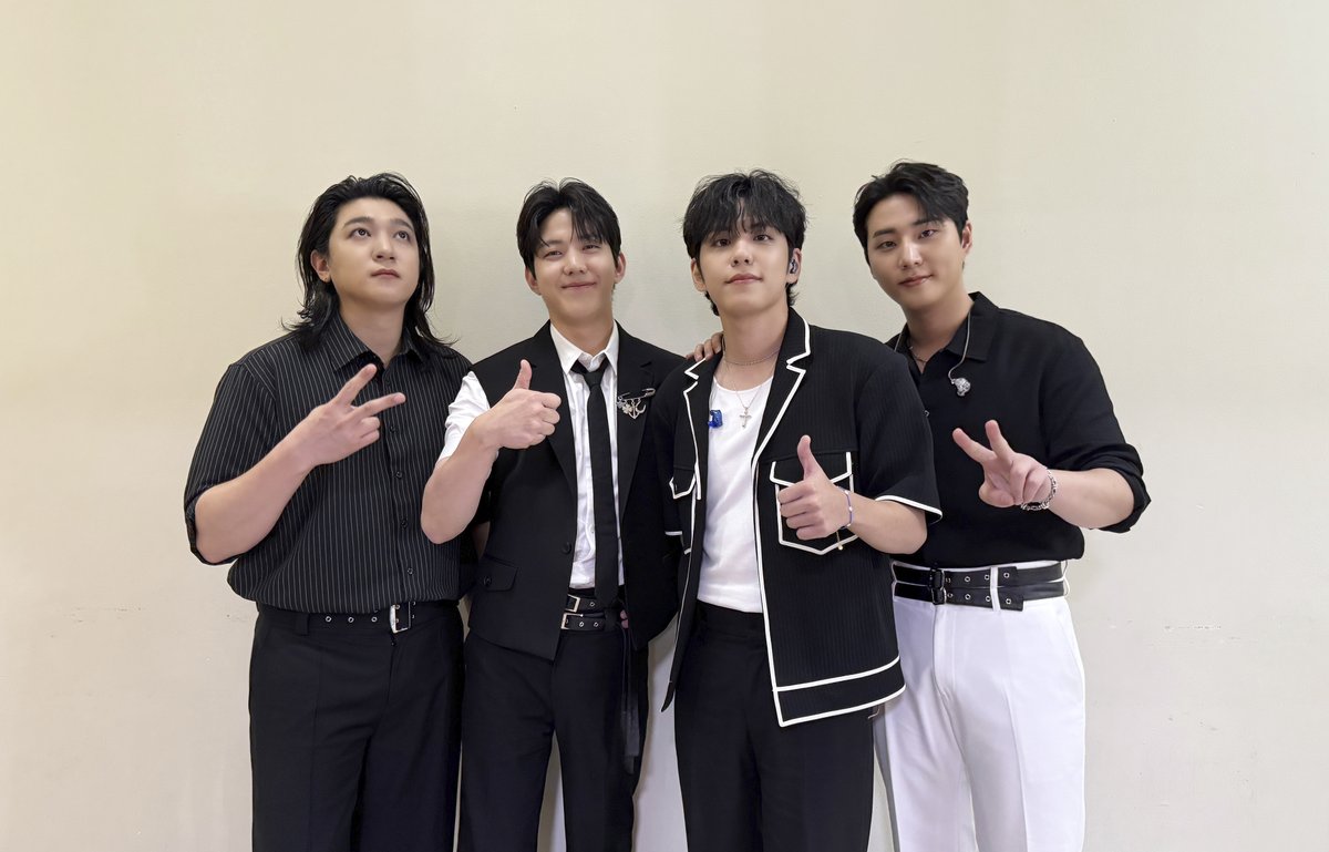 Latest photo of DAY6