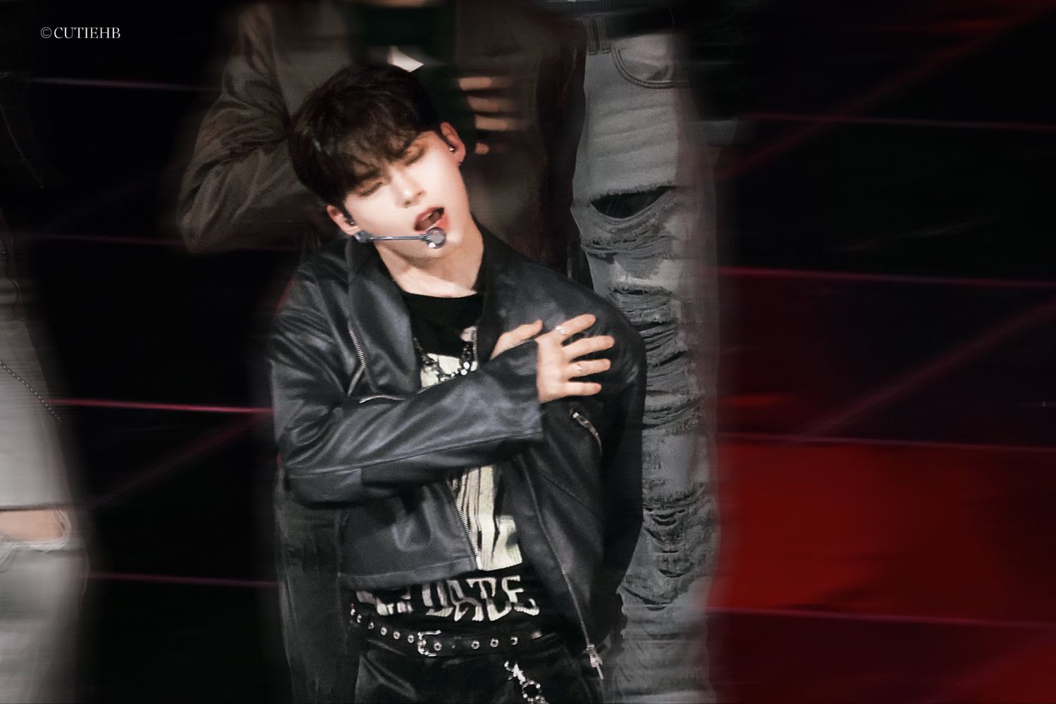 Recent activity shot of Sung Hanbin (ZEROBASEONE)