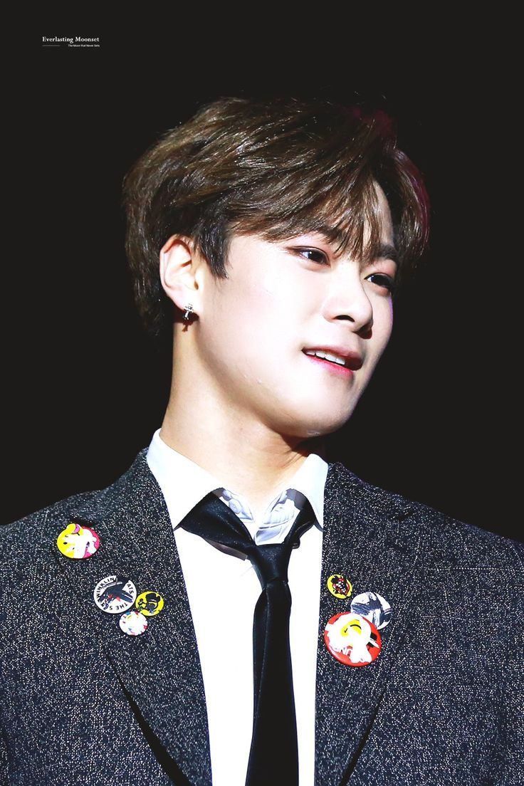 Latest photo of Moonbin (ASTRO)