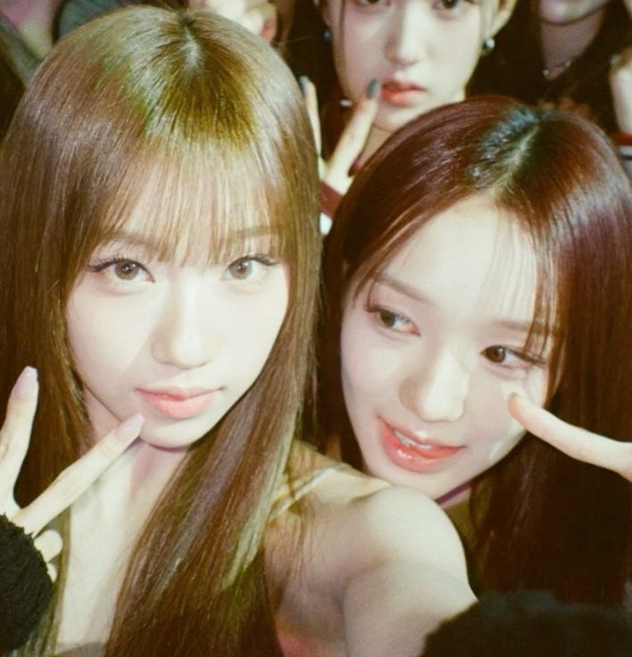 Behind-the-scenes cut of Choi Jungeun (izna)