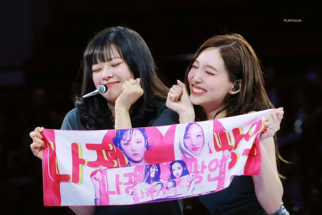 Behind-the-scenes cut of Jeongyeon (TWICE)