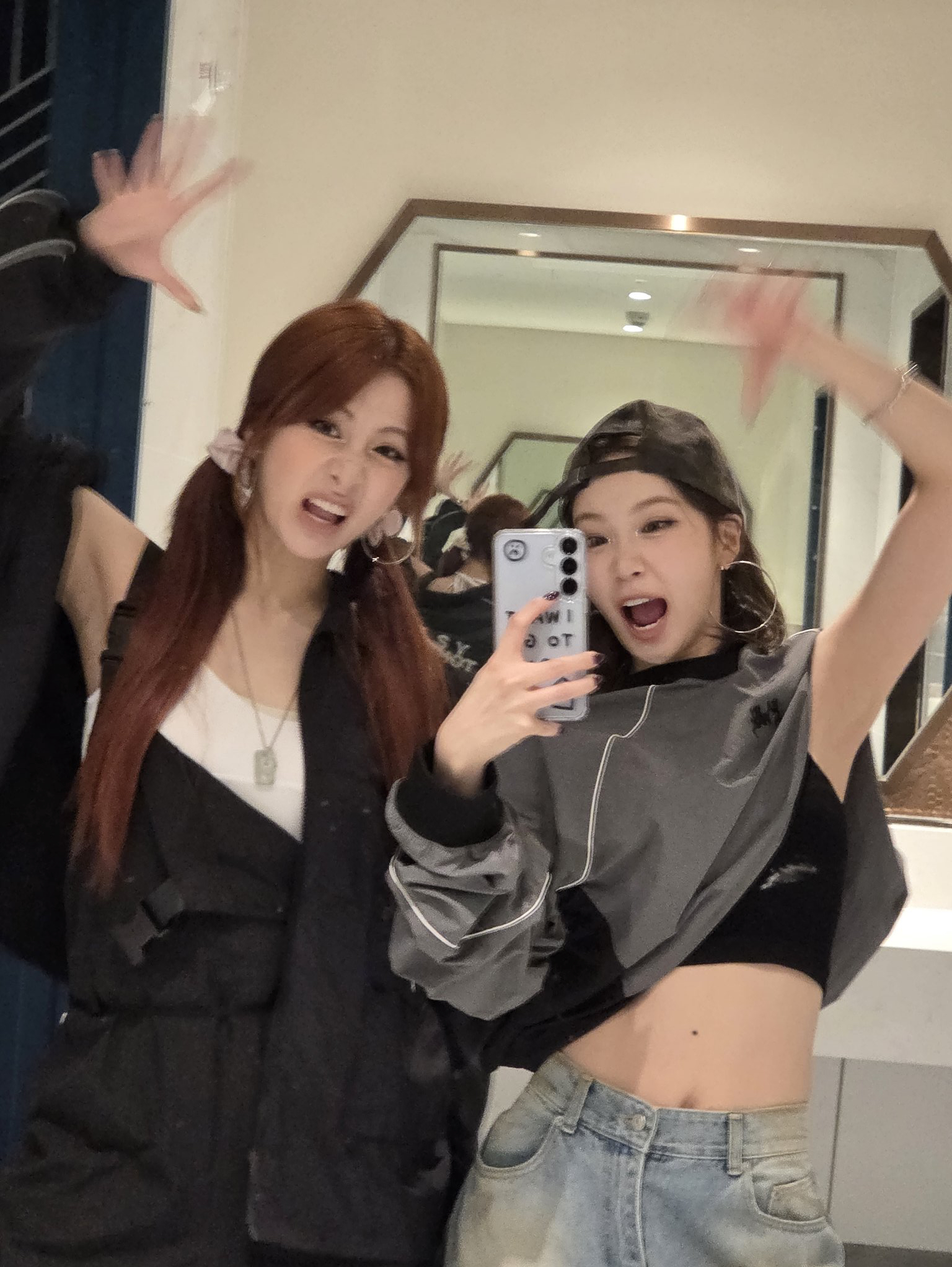Recent activity shot of Kim Chaewon (LE SSERAFIM)