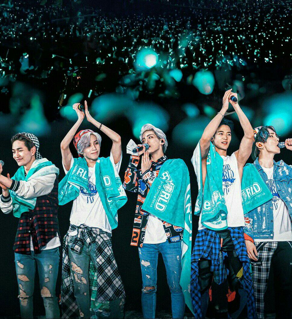 Latest photo of SHINee