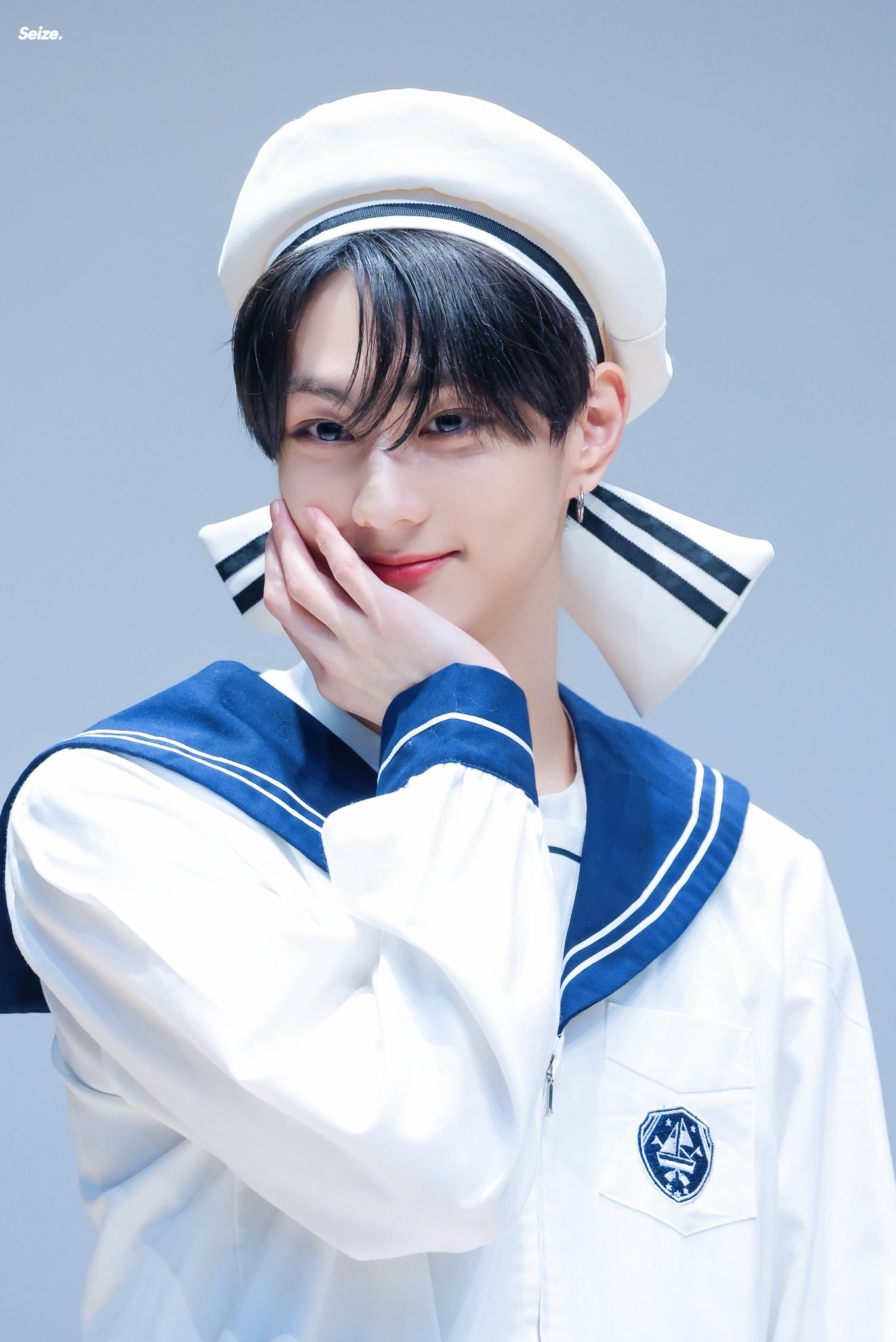 Latest photo of Jungwon (ENHYPEN)