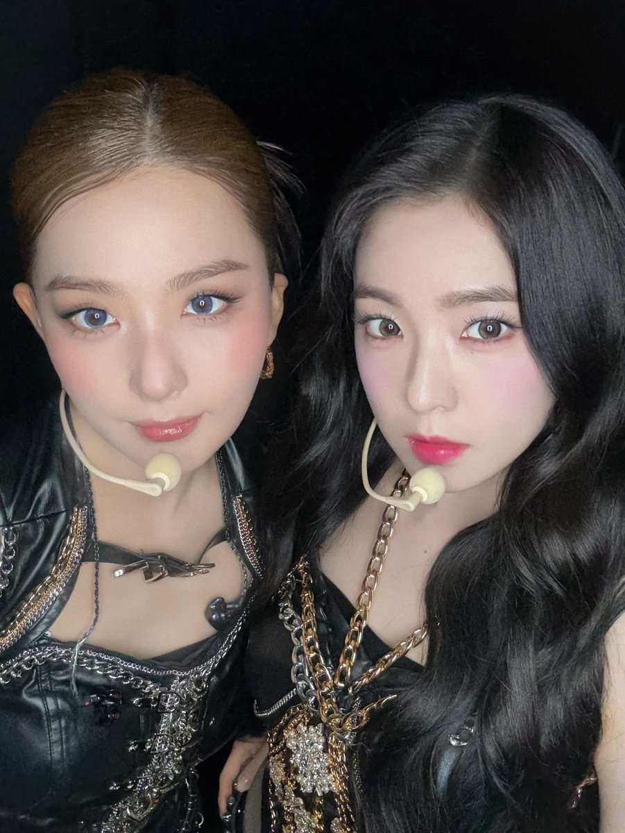 A moment captured by Red Velvet's fan