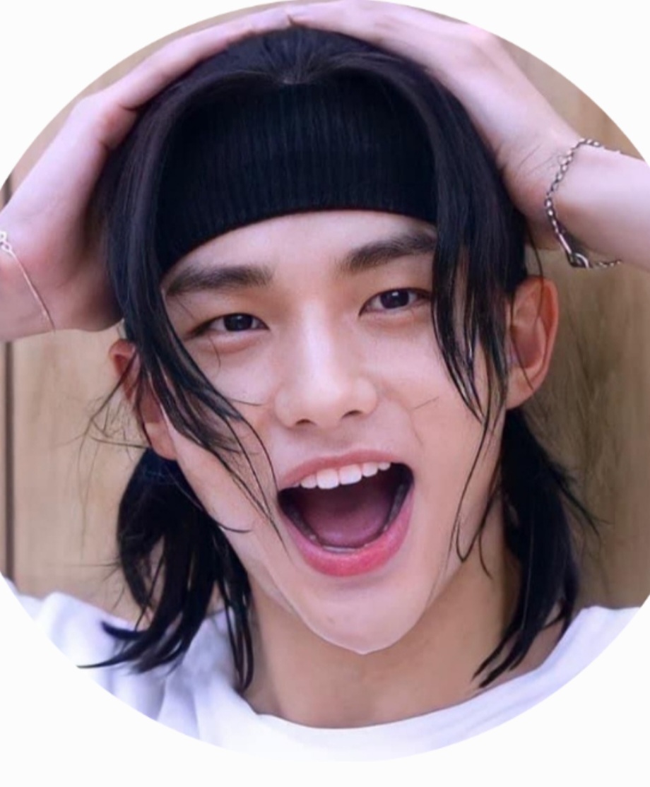 鉉辰 (Stray Kids)的最新活動照片