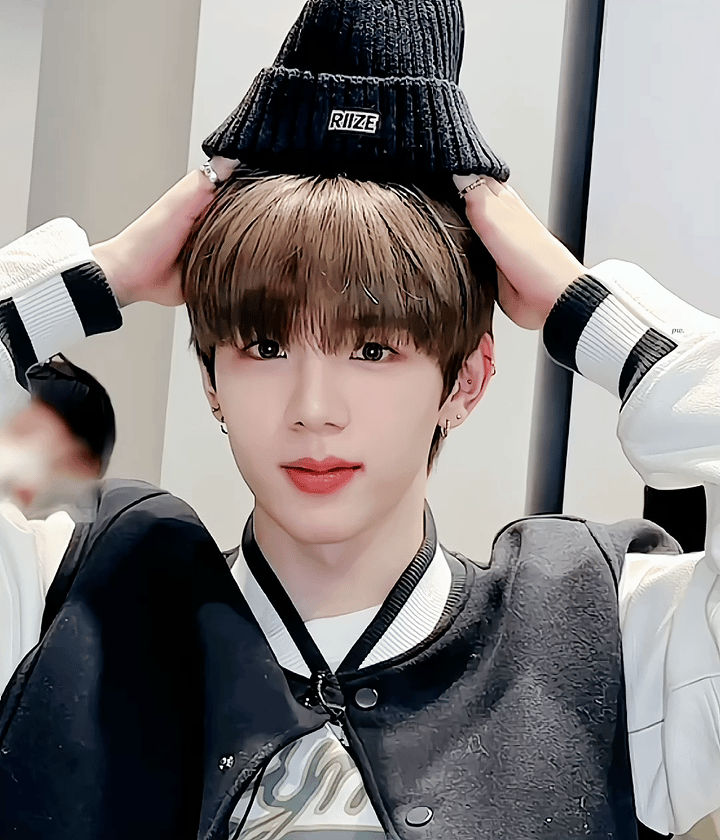 Recent activity shot of SHOTARO (RIIZE)