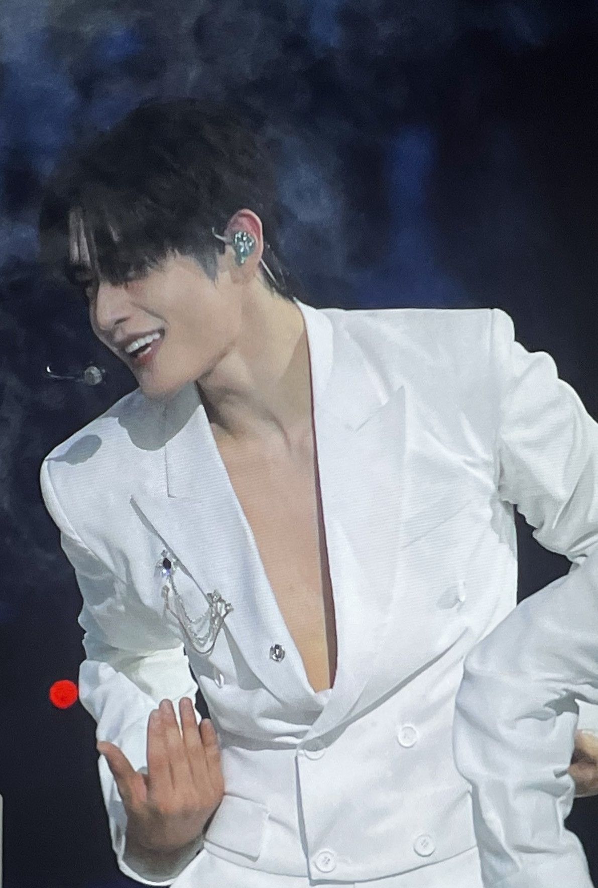 A moment captured by Kim Jiwoong (ZEROBASEONE)'s fan