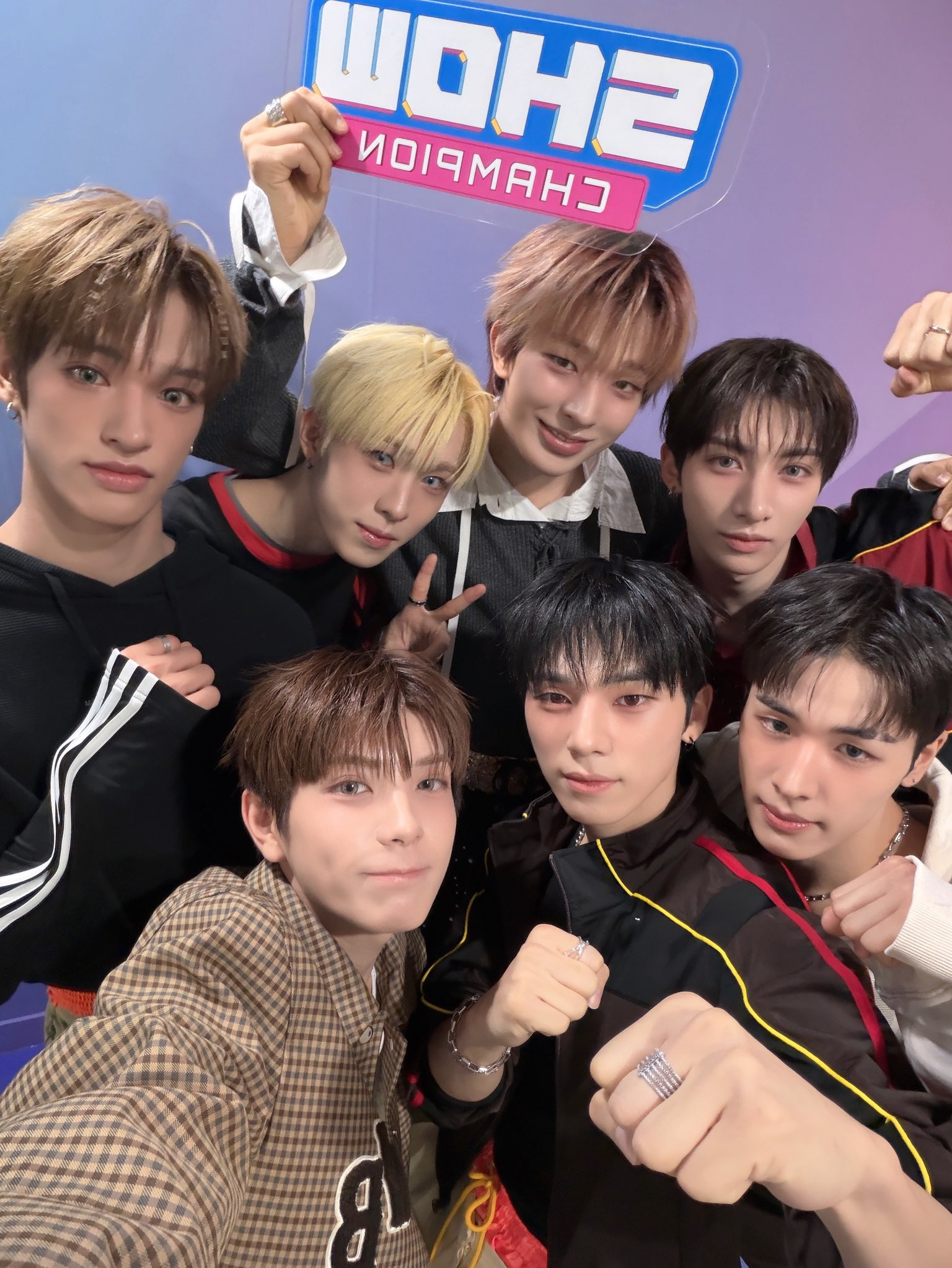 A moment captured by Tomoya (NEXZ)'s fan