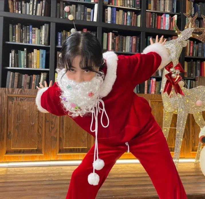 ジヒョ (TWICE)の最新写真