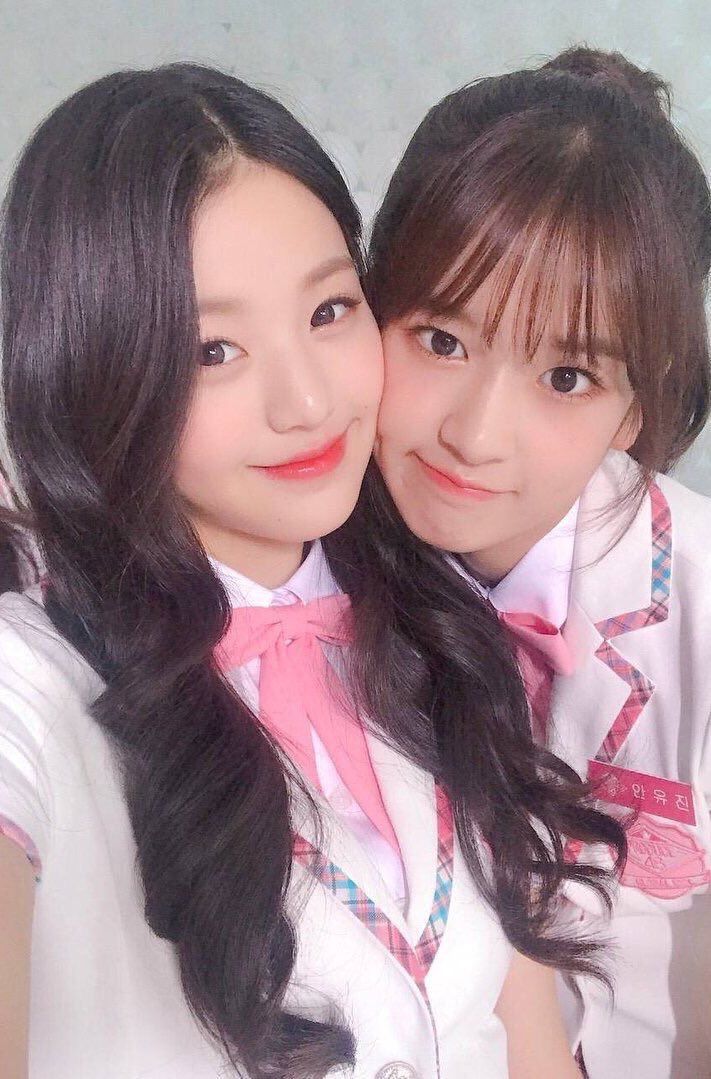 IZ*ONEの最新写真