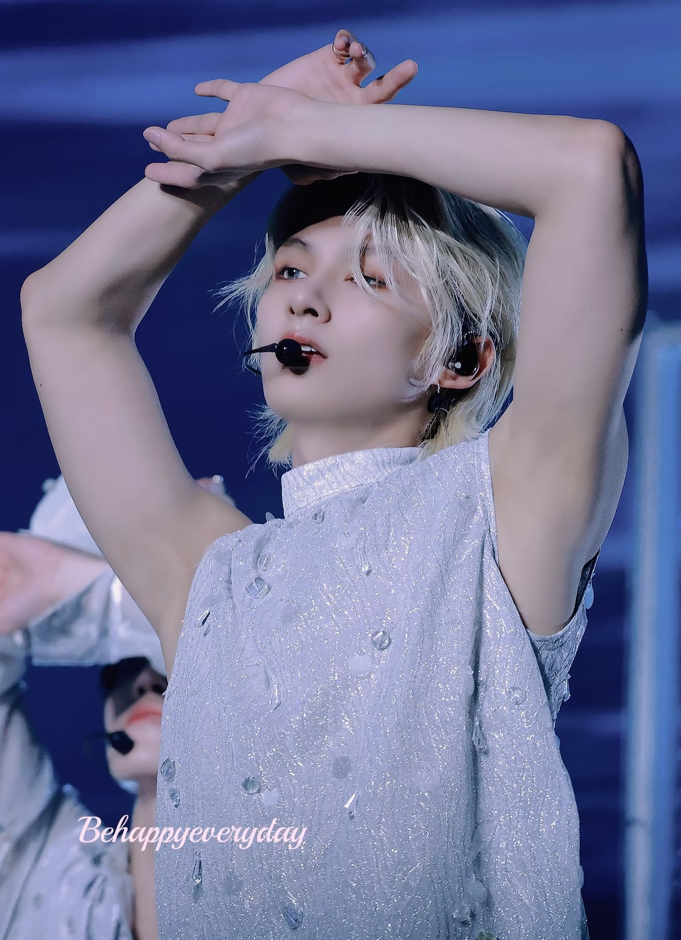 Jun (SEVENTEEN)的幕後花絮