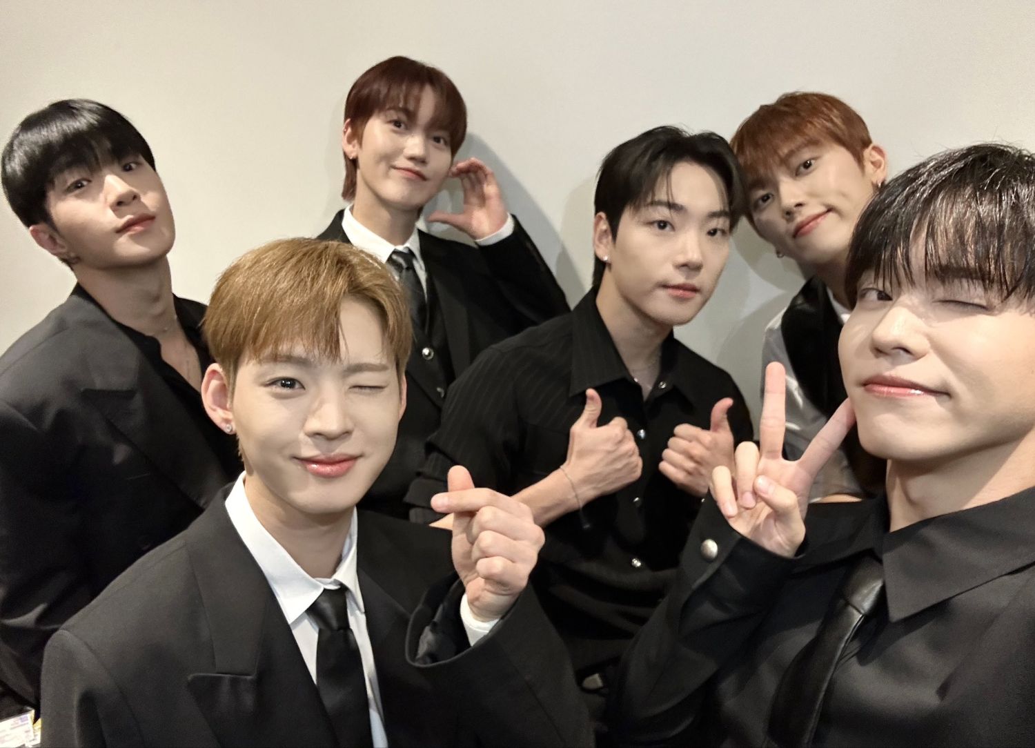 온앤오프 최근 활동샷