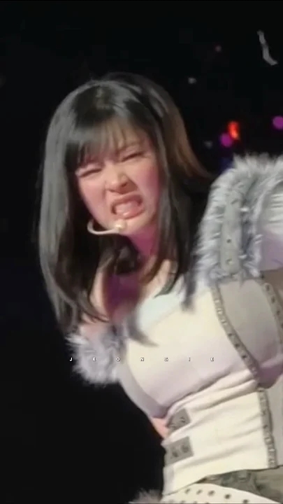 The most beloved wallpaper among Mina (TWICE)'s fans