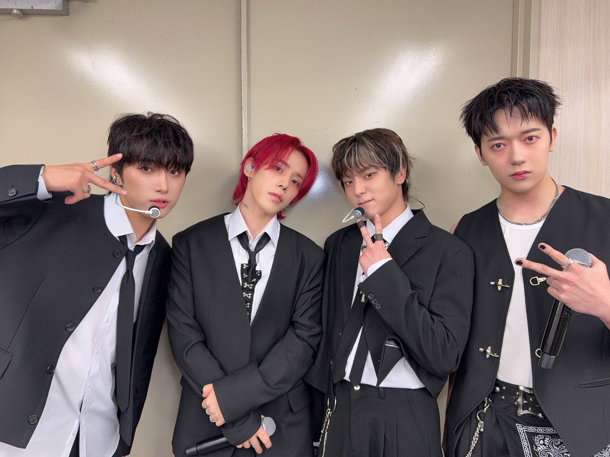 Behind-the-scenes cut of OMEGA X