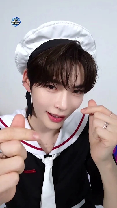 성한빈 (제로베이스원)의 최신 사진
