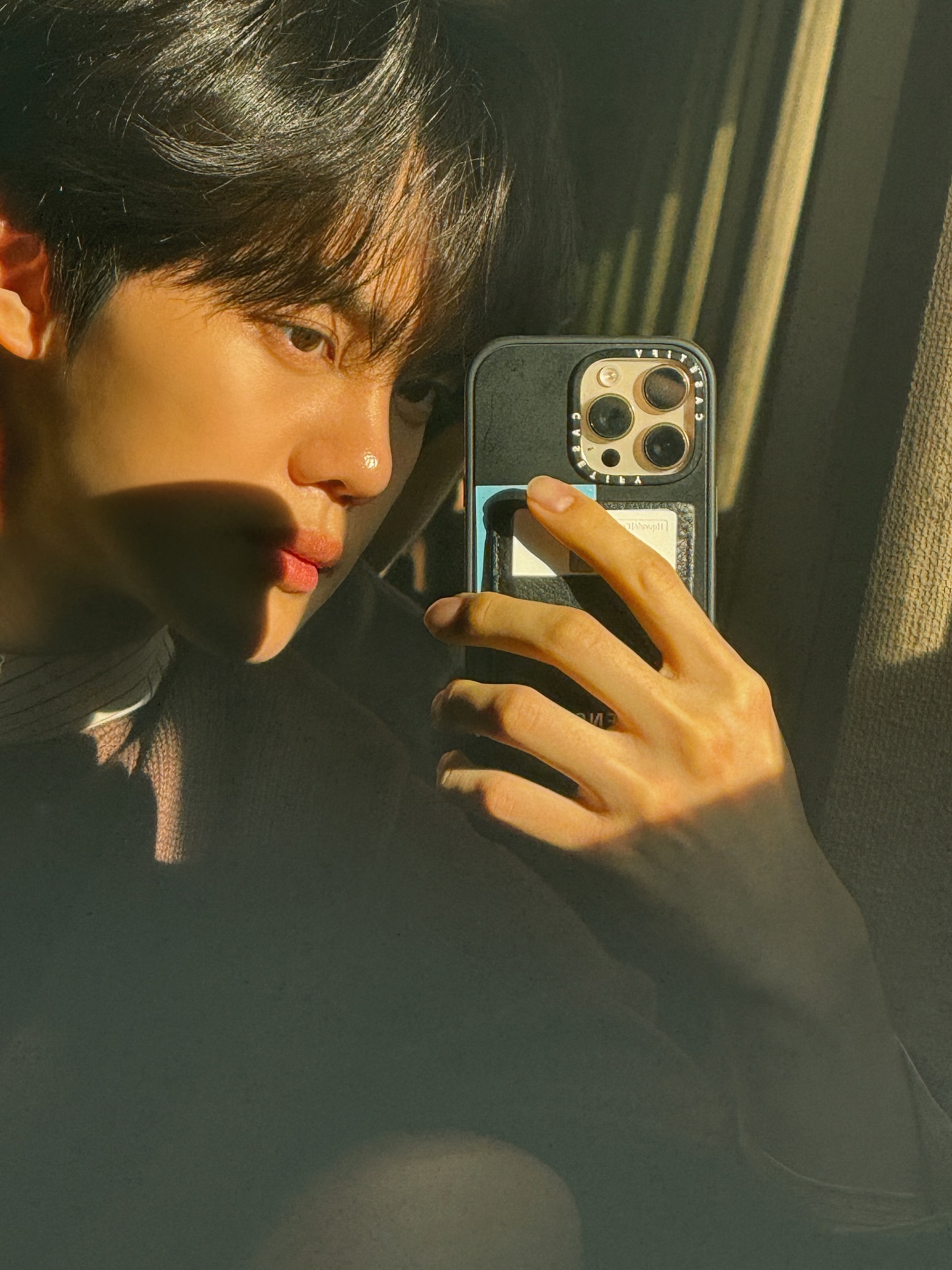 Recent activity shot of Kim Gyuvin (ZEROBASEONE)