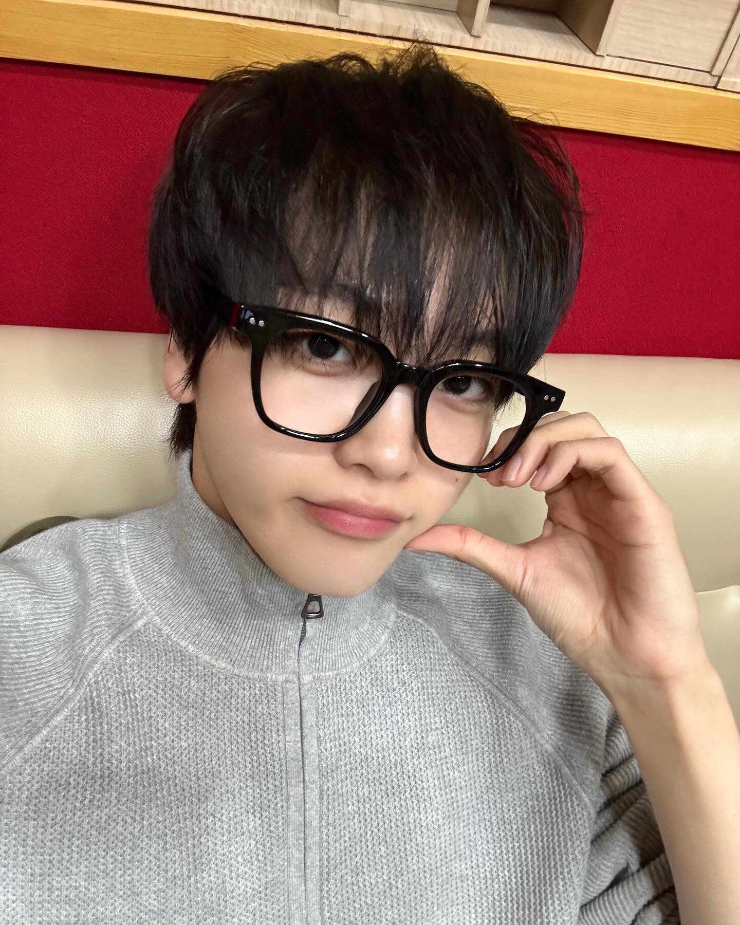 Behind-the-scenes cut of Hyeongjun (CRAVITY)