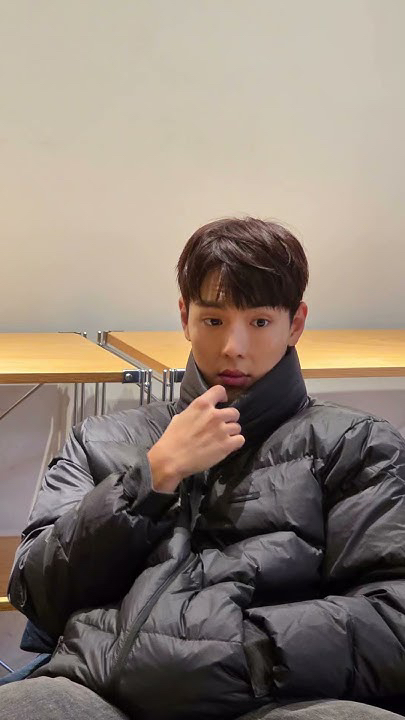 Fandom-recommended wallpaper image of Shownu (MONSTA X)