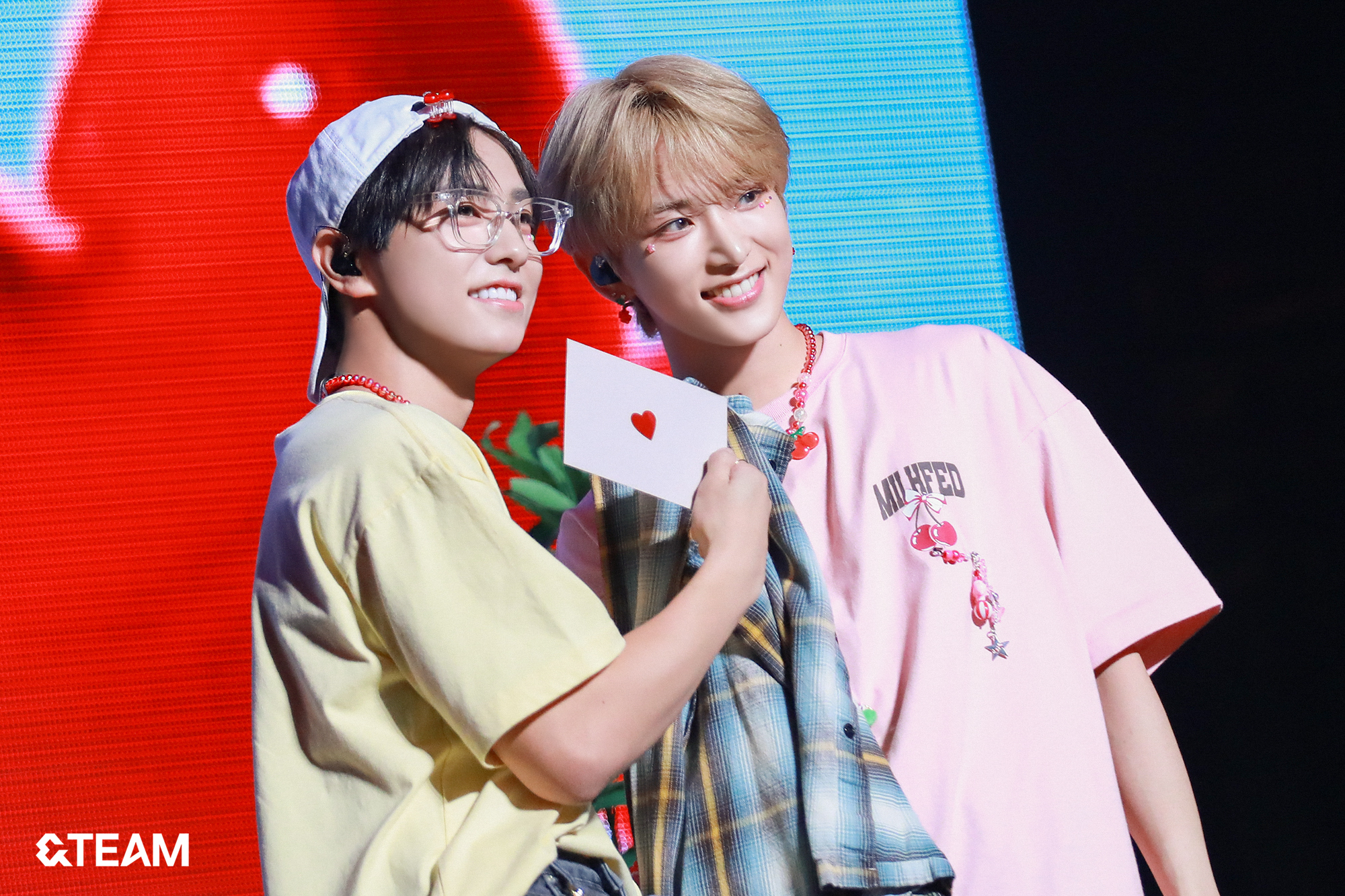 A moment captured by Harua (&TEAM)'s fan