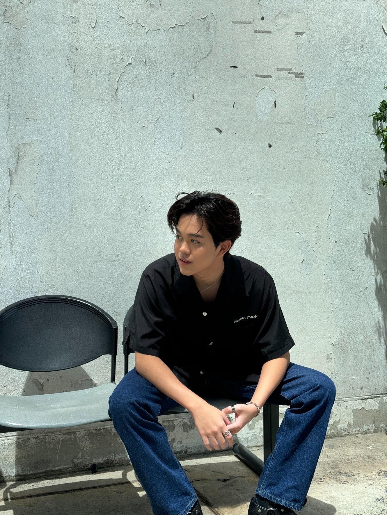 A moment captured by THI-O (NexT1DE)'s fan
