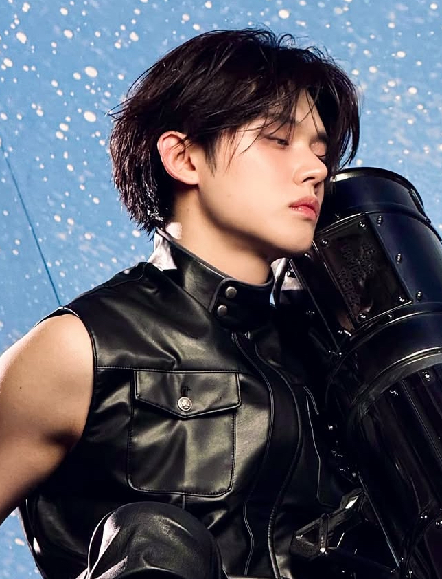 Latest photo of Yeonjun (TOMORROW X TOGETHER)