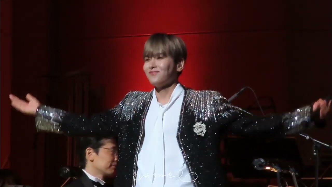A moment captured by Super Junior's fan