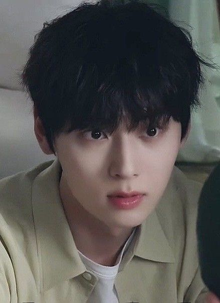 黃旼炫的最新活動照片