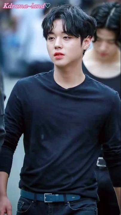 Fandom-recommended wallpaper image of Park Jihoon