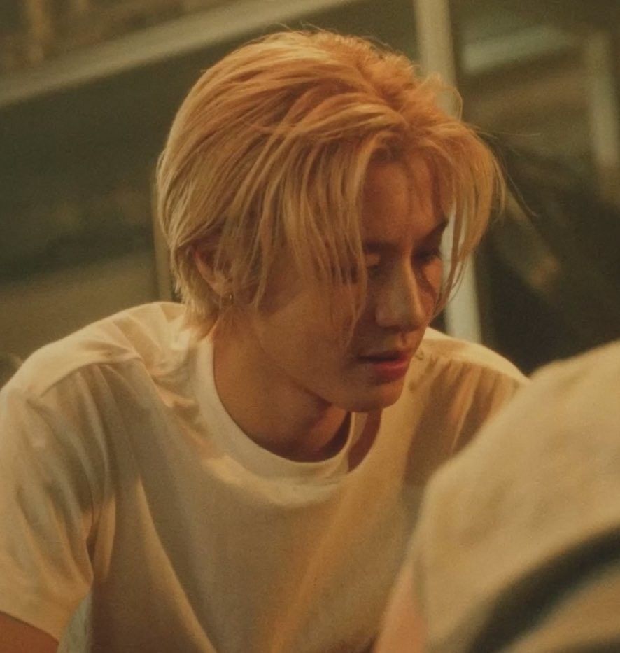 Latest photo of Leehan (BOYNEXTDOOR)