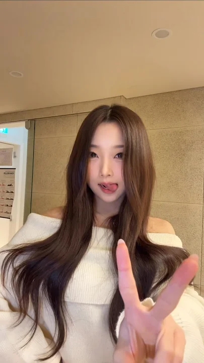 Momen yang diabadikan oleh penggemar SECRET NUMBER